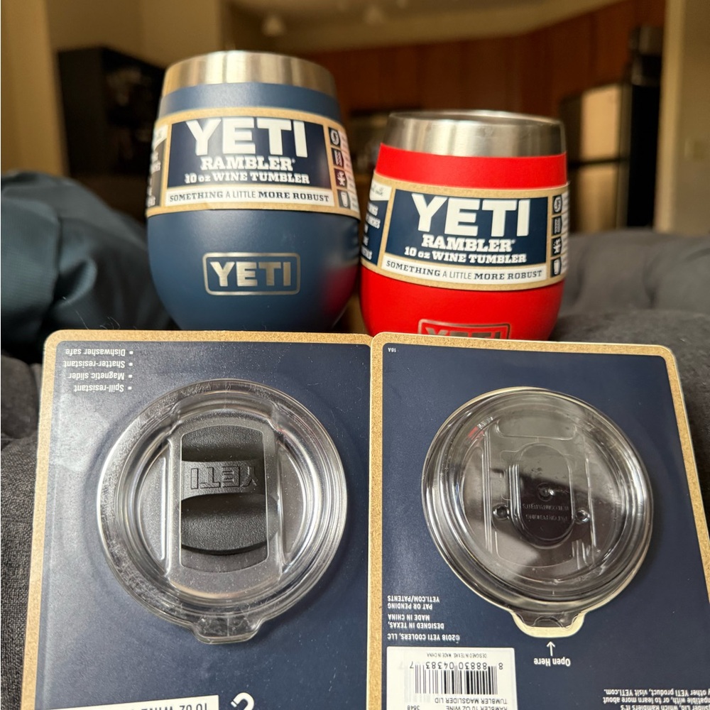 YETI Wine Tumblers with magnetic slide lids - Picture 3 of 3